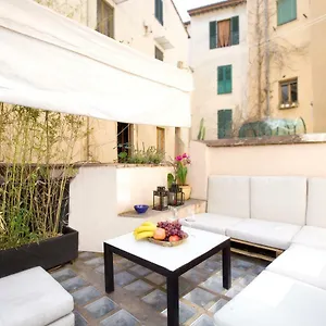 Loft Silent Terrace 8 Minutes Duomo Apartment